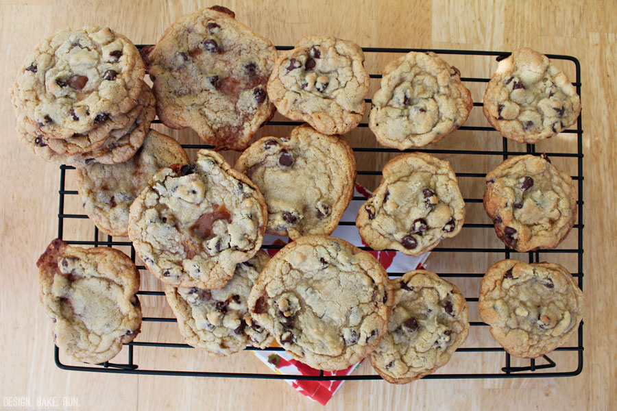 Salted Caramel Chocolate Chip Cookies via design. bake. run.