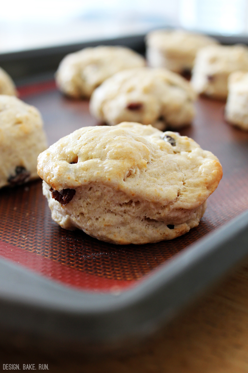 Traditional English Scones via design. bake. run.